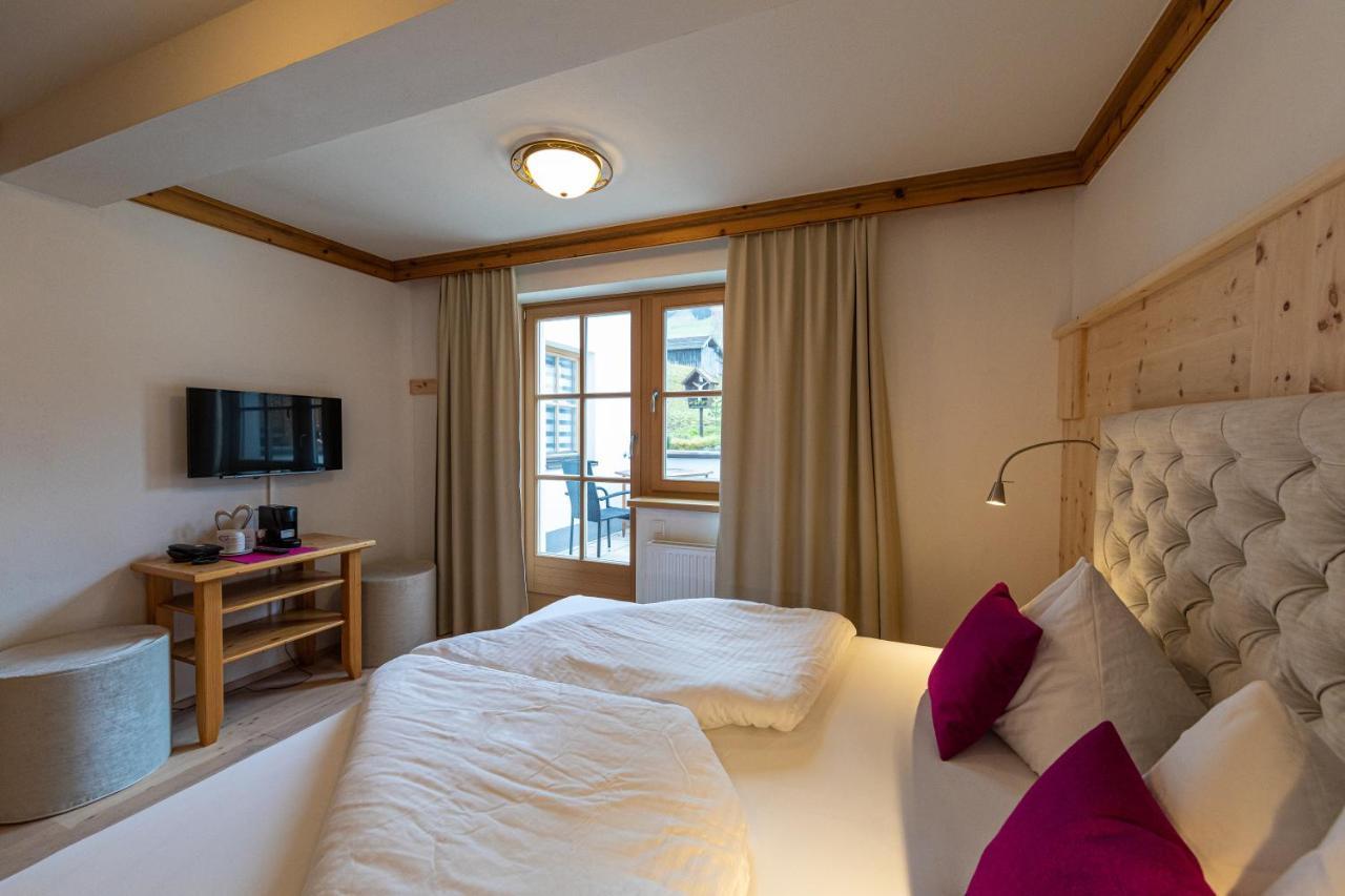 Hotel Und Alpen Apartments Mit Sauna - Buerglhoeh Bischofshofen Eksteriør bilde
